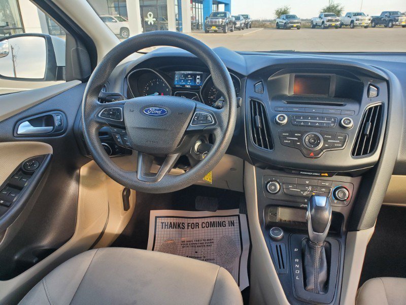 Used 2016 Ford Focus SE FWD image 22