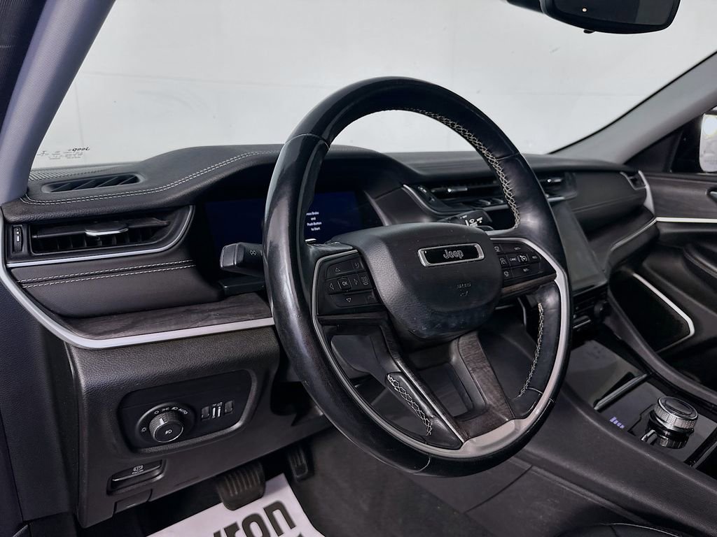 Used 2021 Jeep Grand Cherokee L Limited image 9