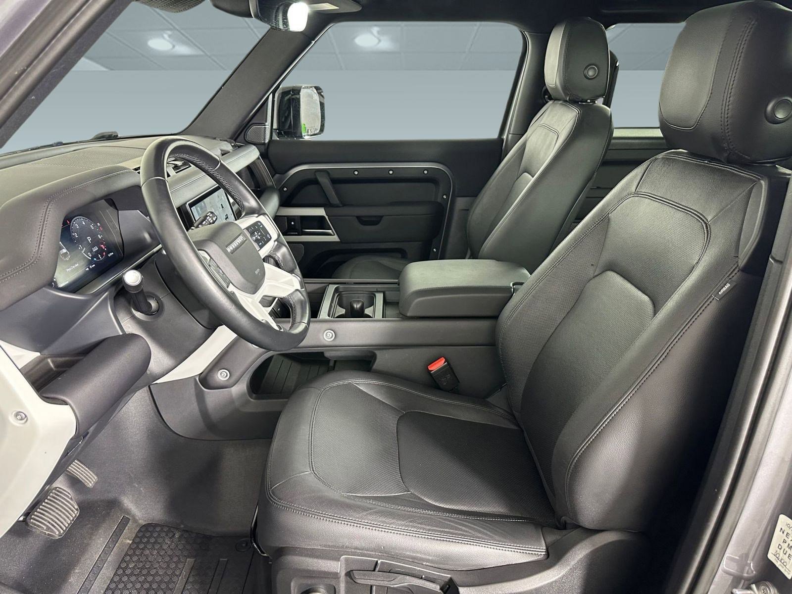 Certified 2024 Land Rover Defender 90 S image 5