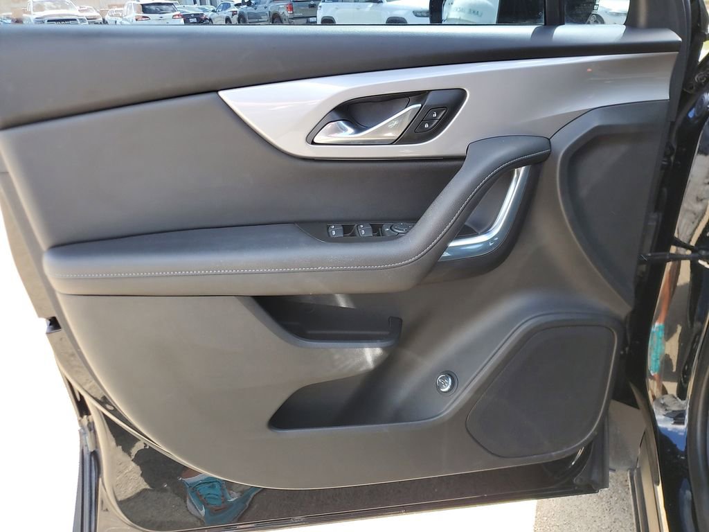 Used 2022 Chevrolet Blazer LT image 17