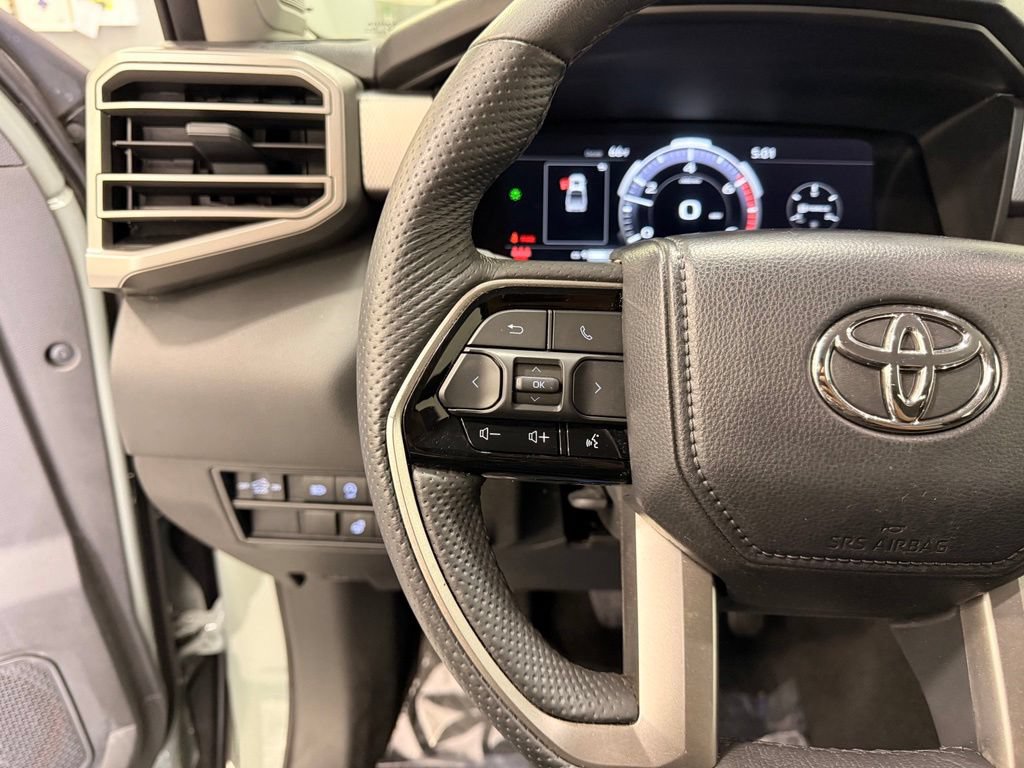 Used 2024 Toyota Tundra Limited AWD/4WD image 13