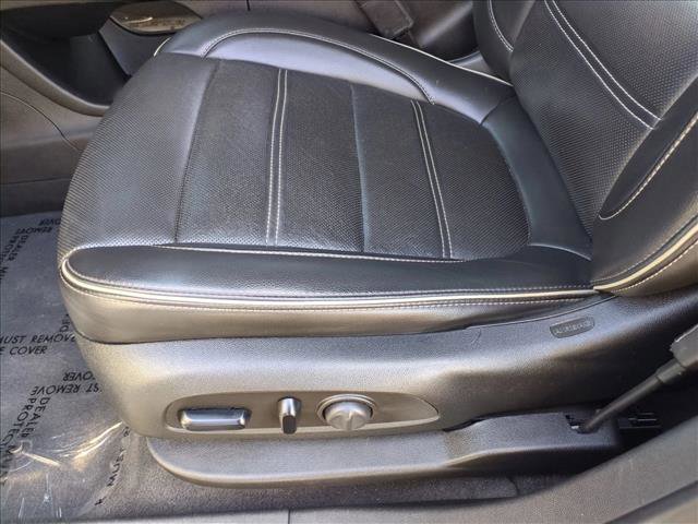 Used 2023 GMC Acadia Denali image 15