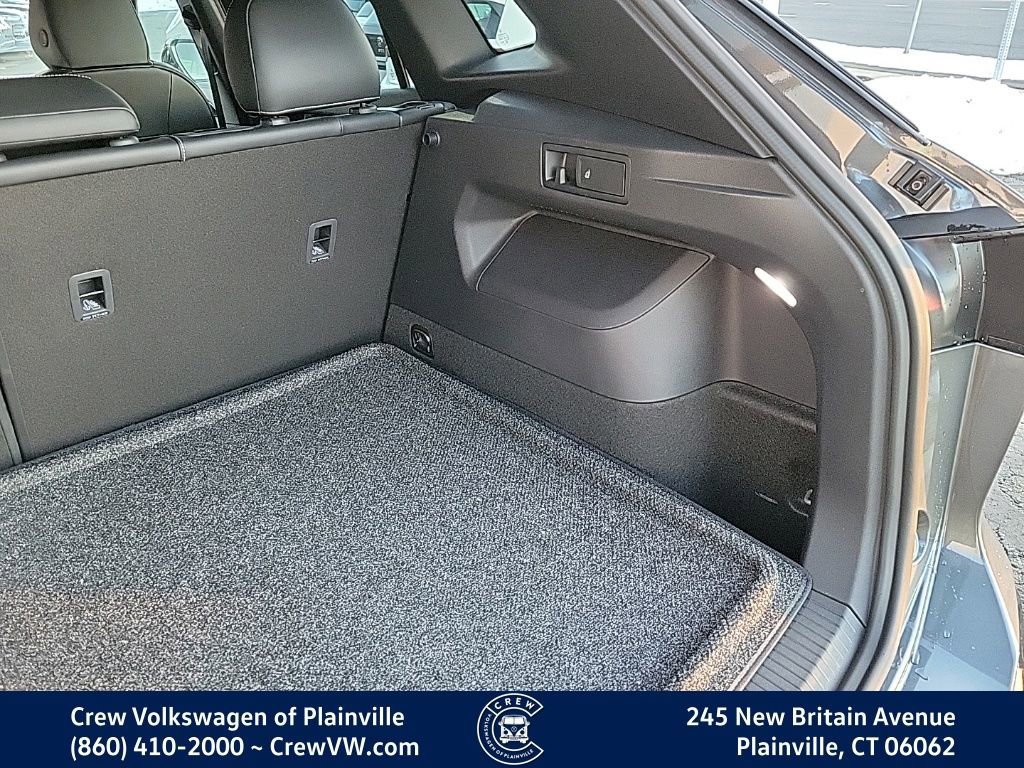 New 2026 Volkswagen Tiguan SE R-Line image 51