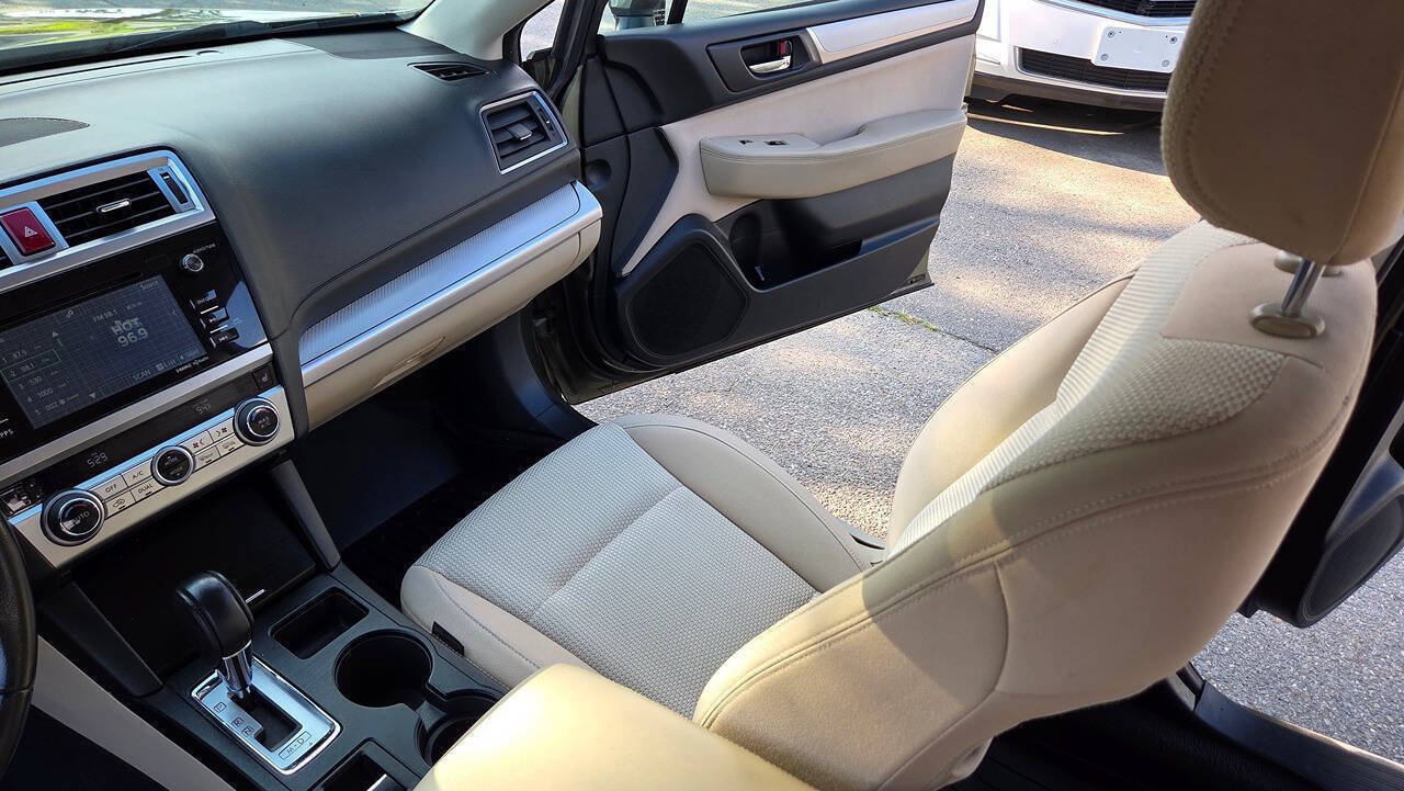 Used 2016 Subaru Outback 2.5i Premium AWD/4WD image 34
