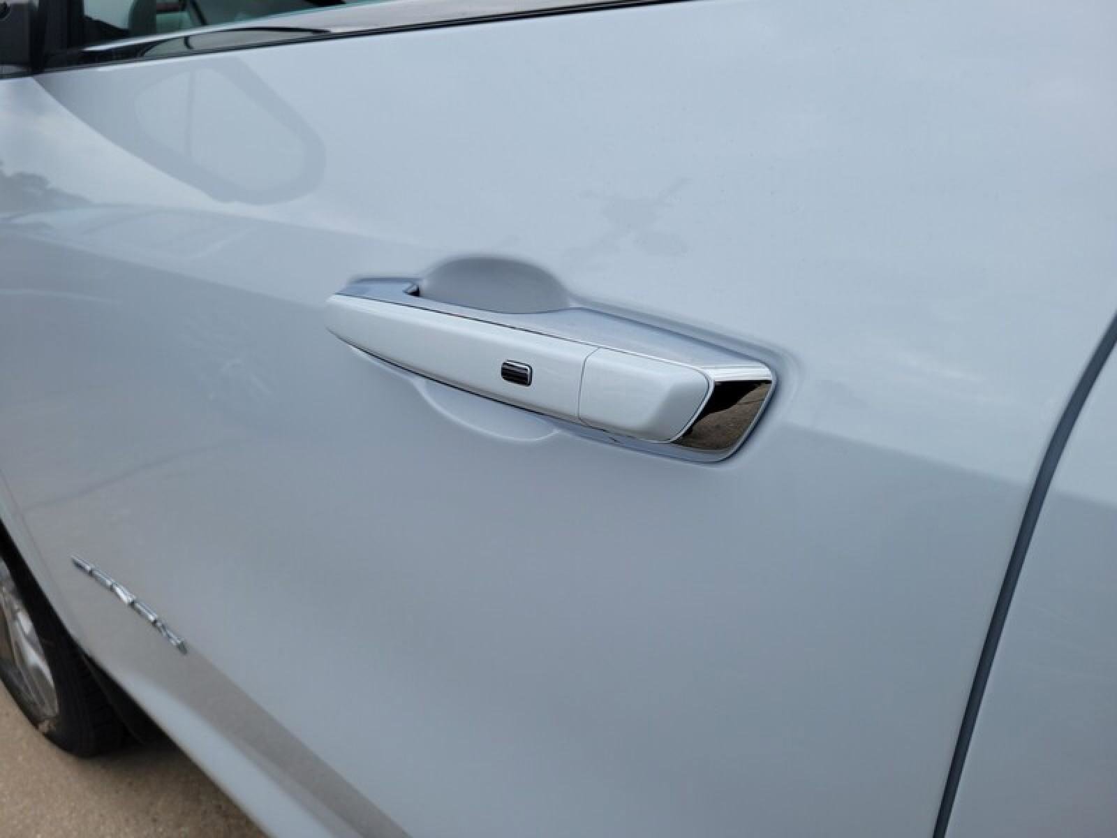 New 2026 GMC Acadia Denali w/ Super Cruise Package image 11