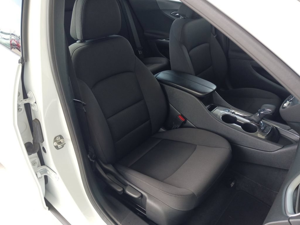Used 2024 Chevrolet Malibu LT FWD image 27
