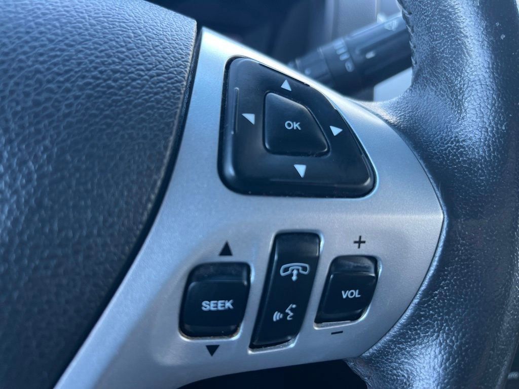 Used 2014 Ford Explorer XLT w/ Equipment Group 202A AWD/4WD image 13