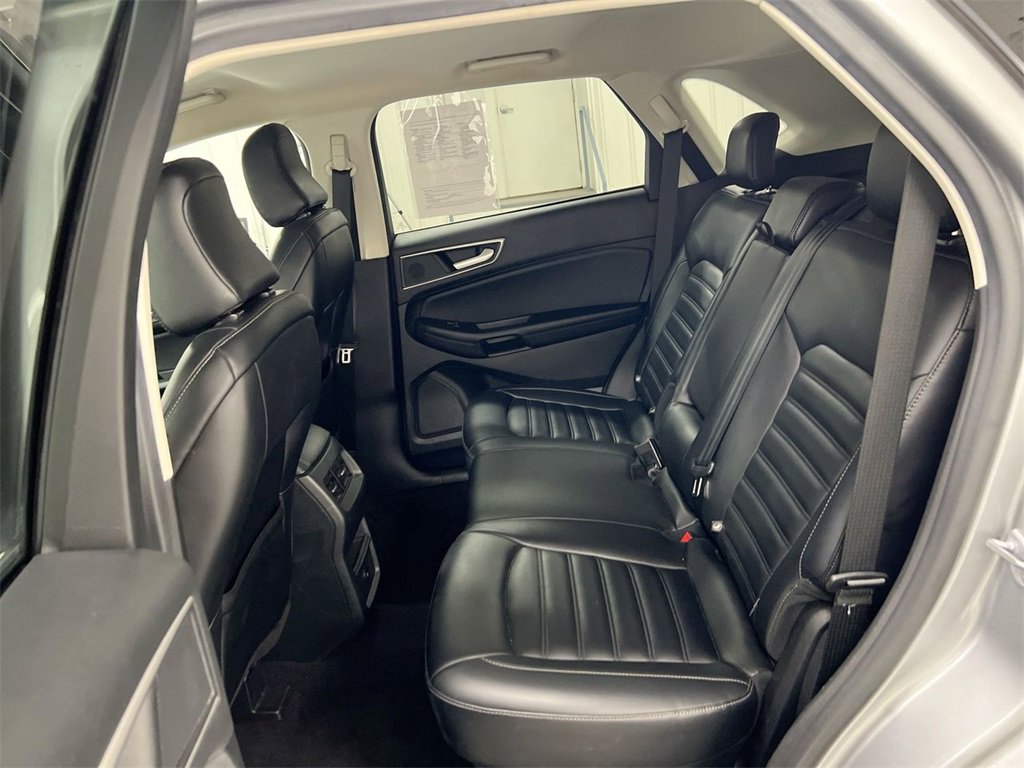 Used 2023 Ford Edge SEL image 22