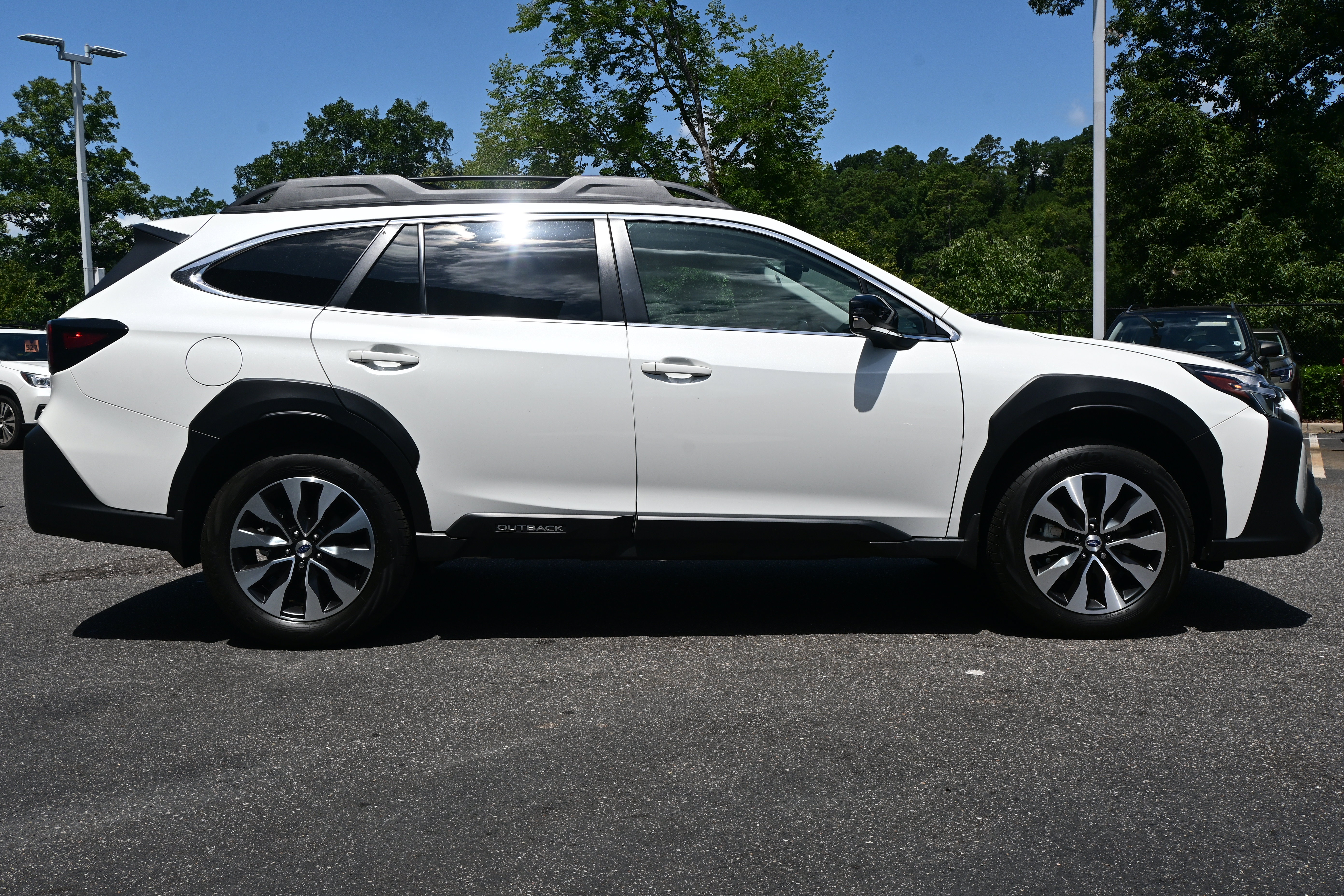 Used 2024 Subaru Outback Limited XT w/ Popular Package #2 AWD/4WD image 10