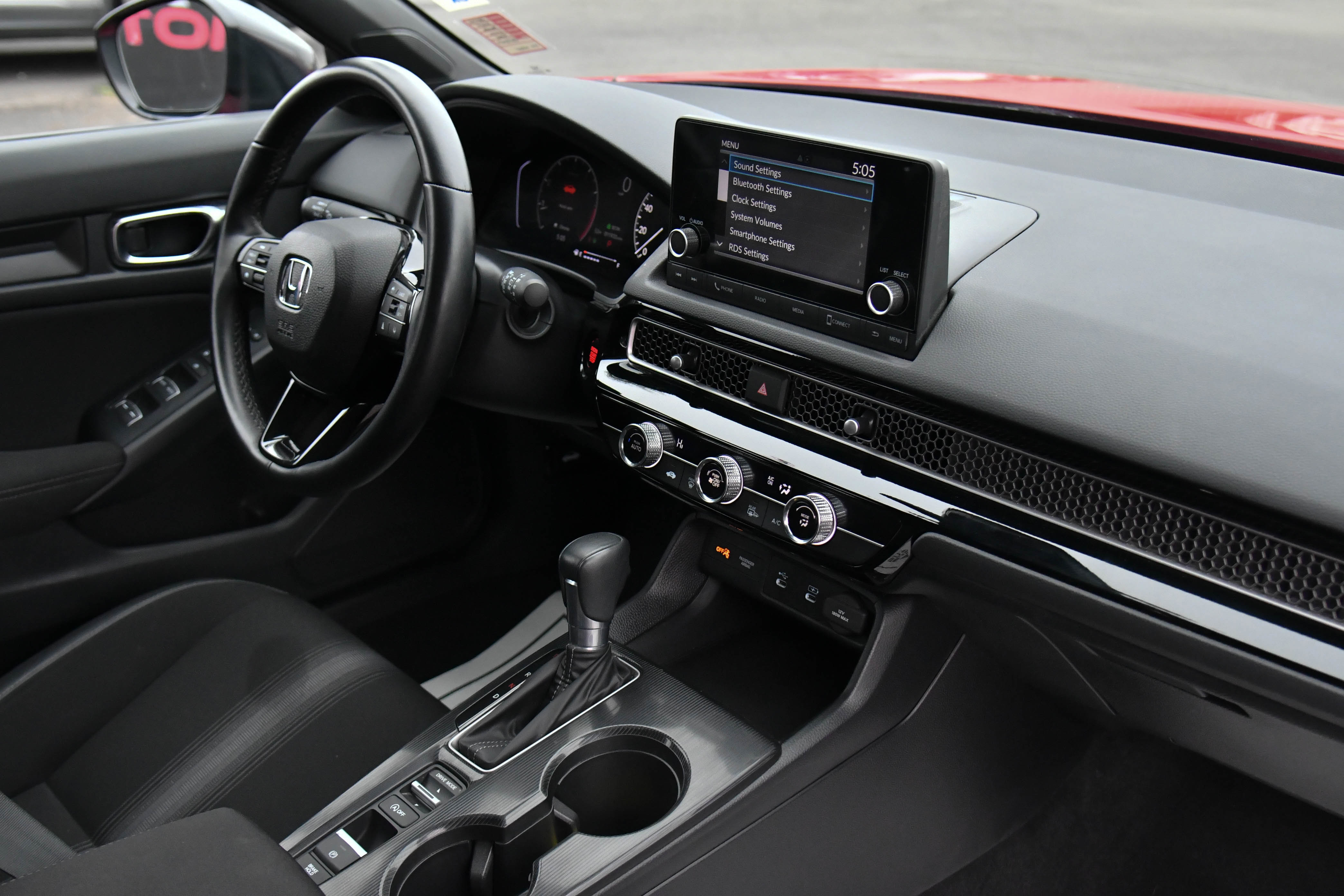 Used 2025 Honda Civic Sport image 40