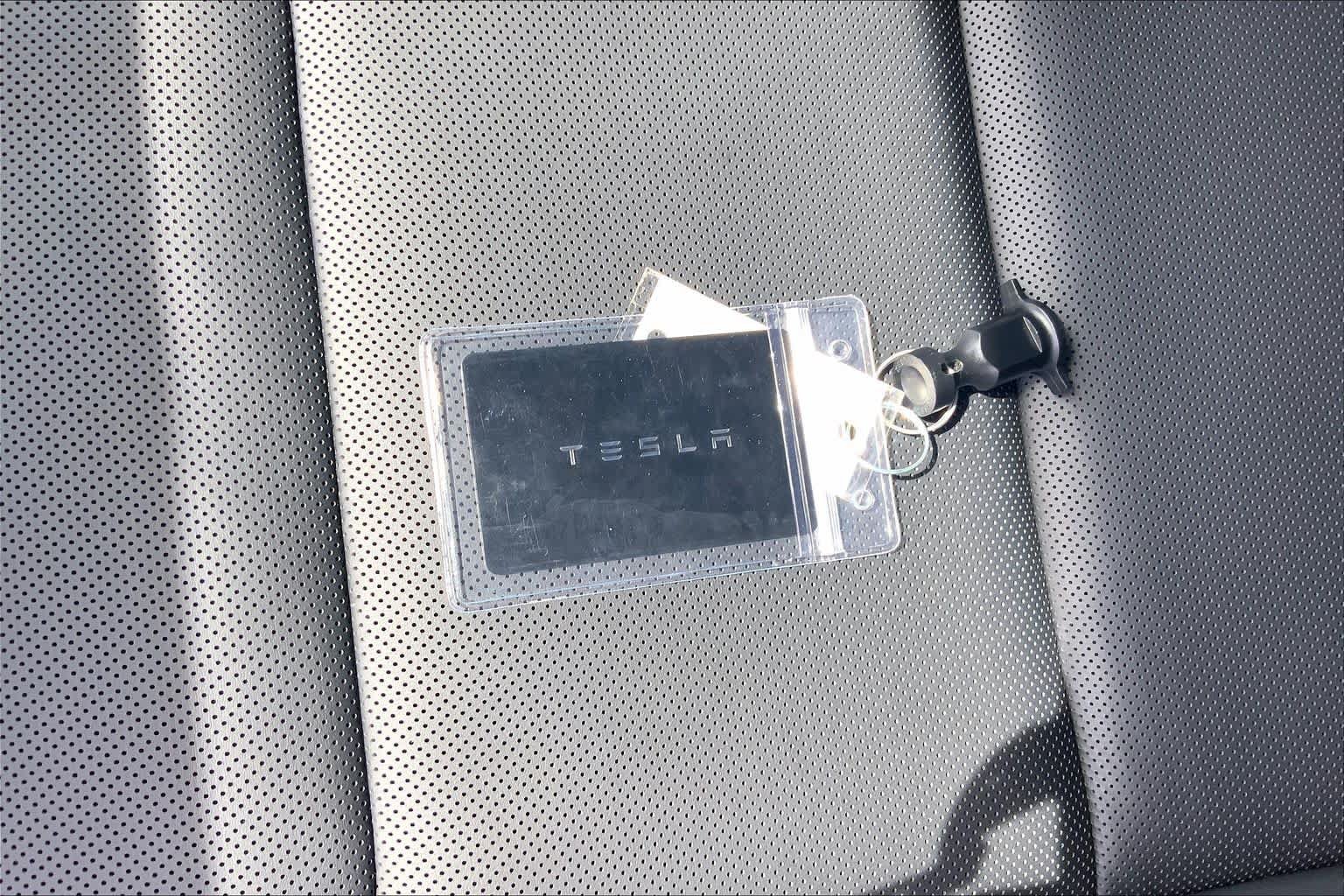 Used 2026 Tesla Model Y 2WD image 13