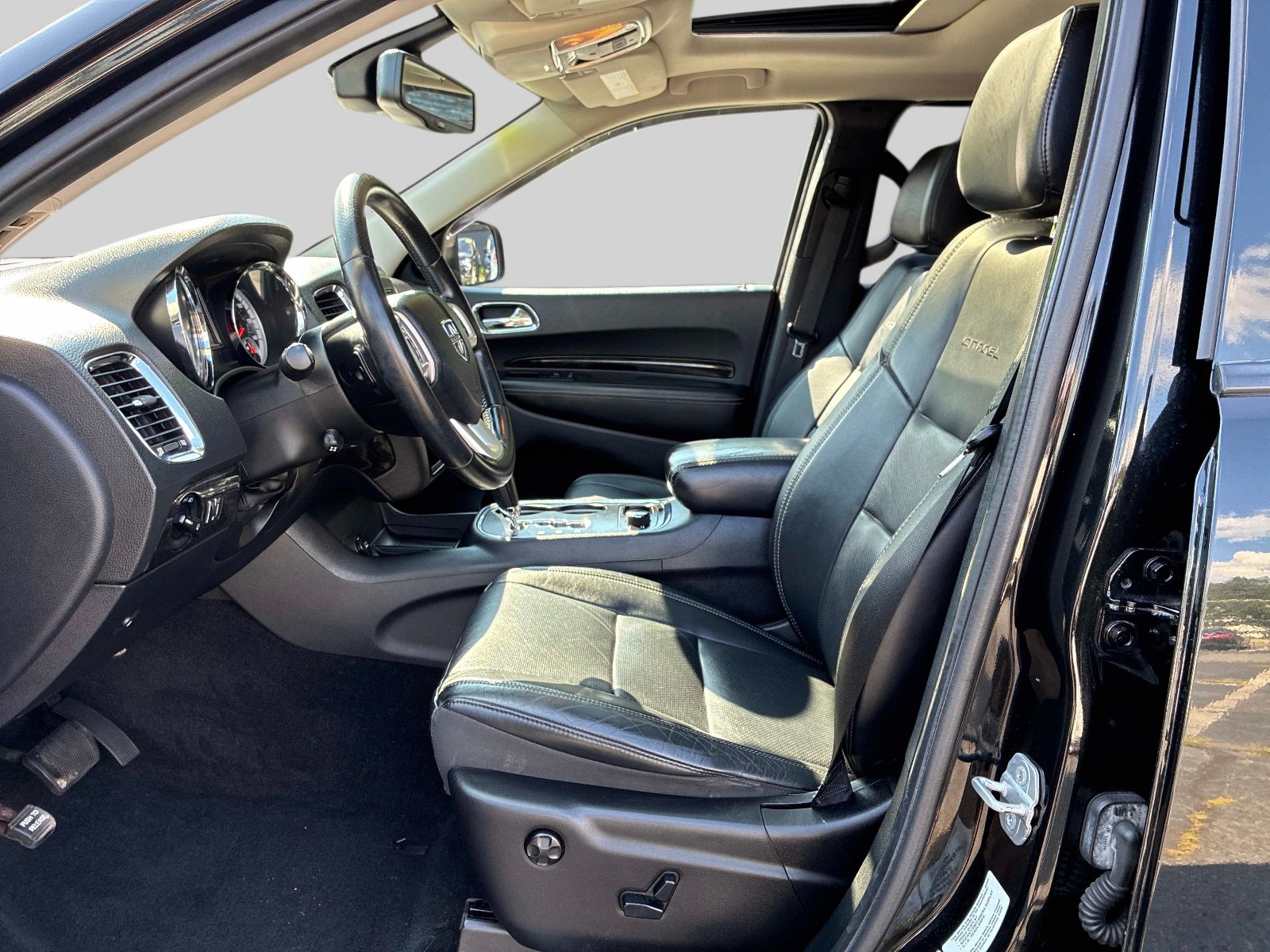 Used 2012 Dodge Durango Citadel w/ Trailer Tow Group IV AWD/4WD image 26