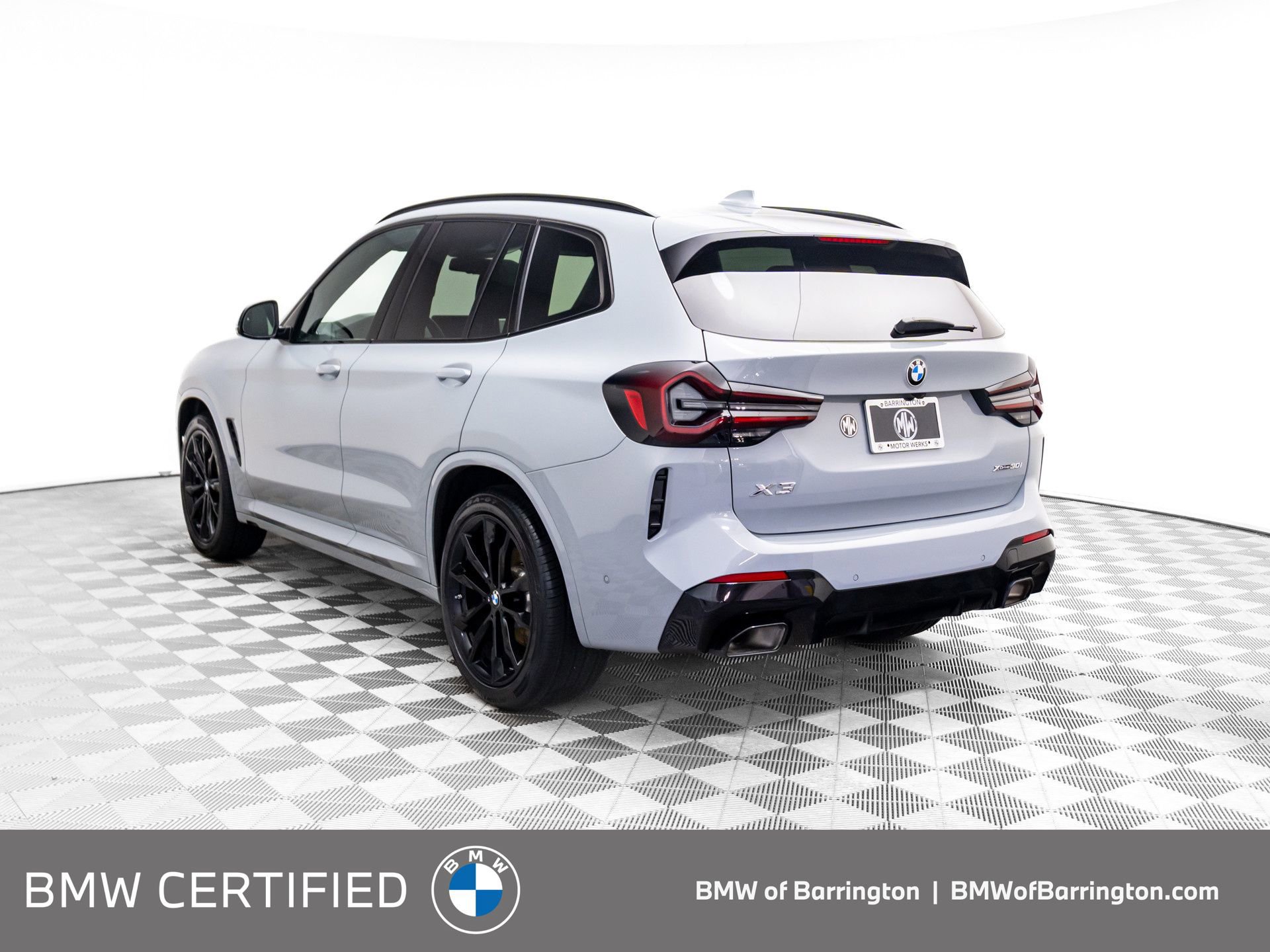 Certified 2023 BMW X3 xDrive30i w/ M Sport Package image 3