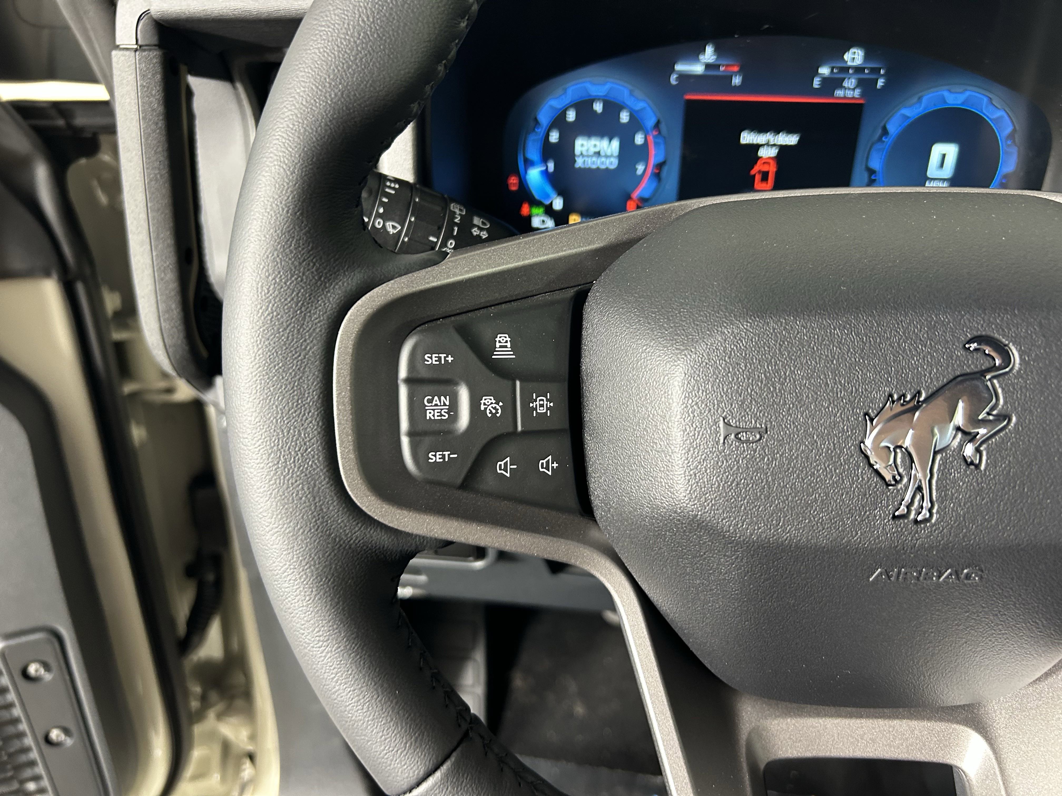 New 2025 Ford Bronco Badlands image 30