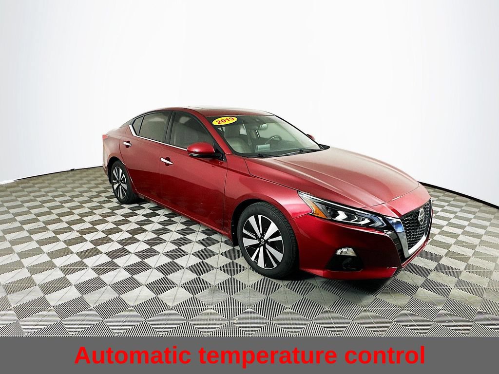Used 2019 Nissan Altima 2.5 SV FWD image 4