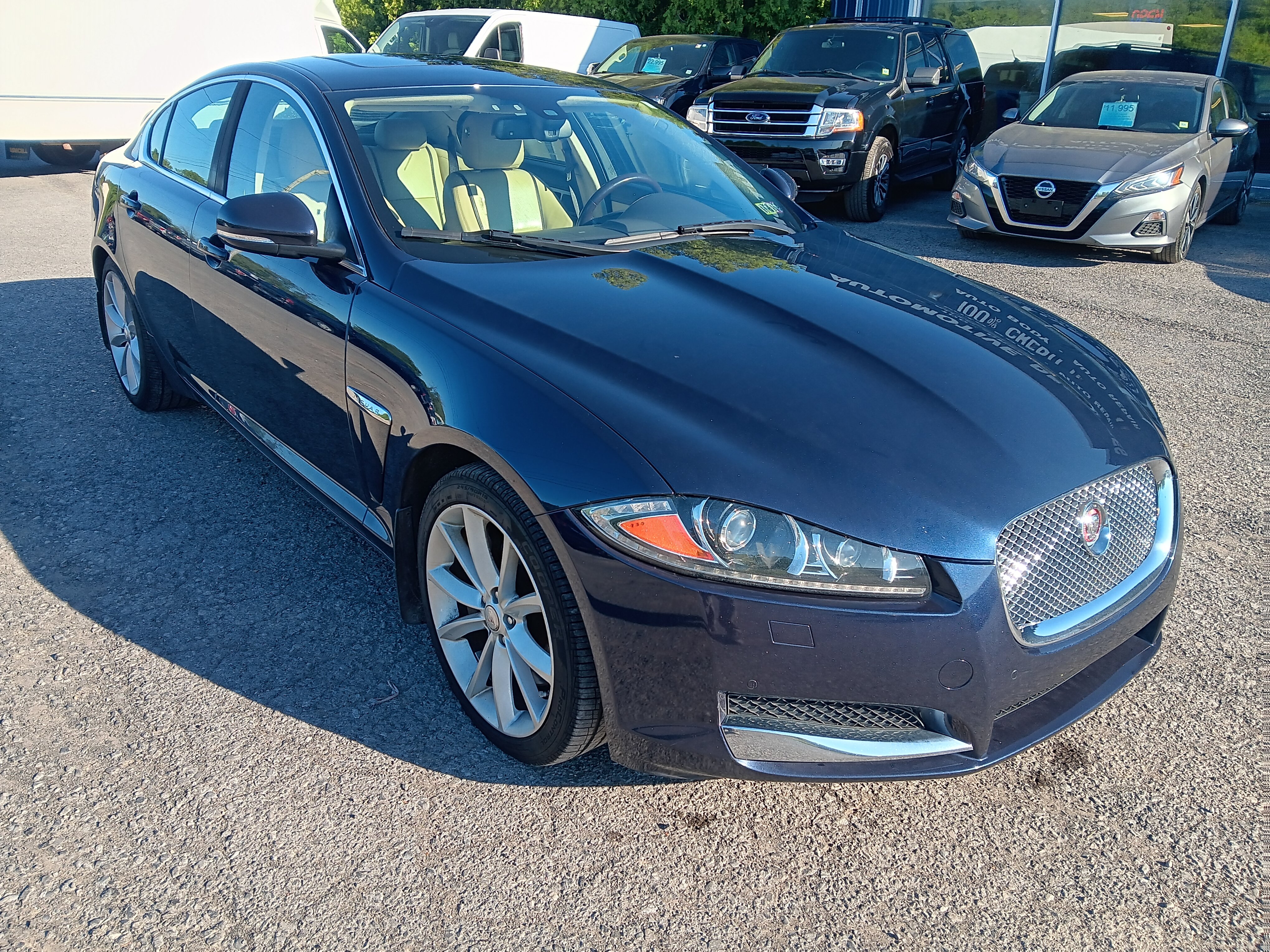 Used 2015 Jaguar XF Portfolio AWD/4WD image 7