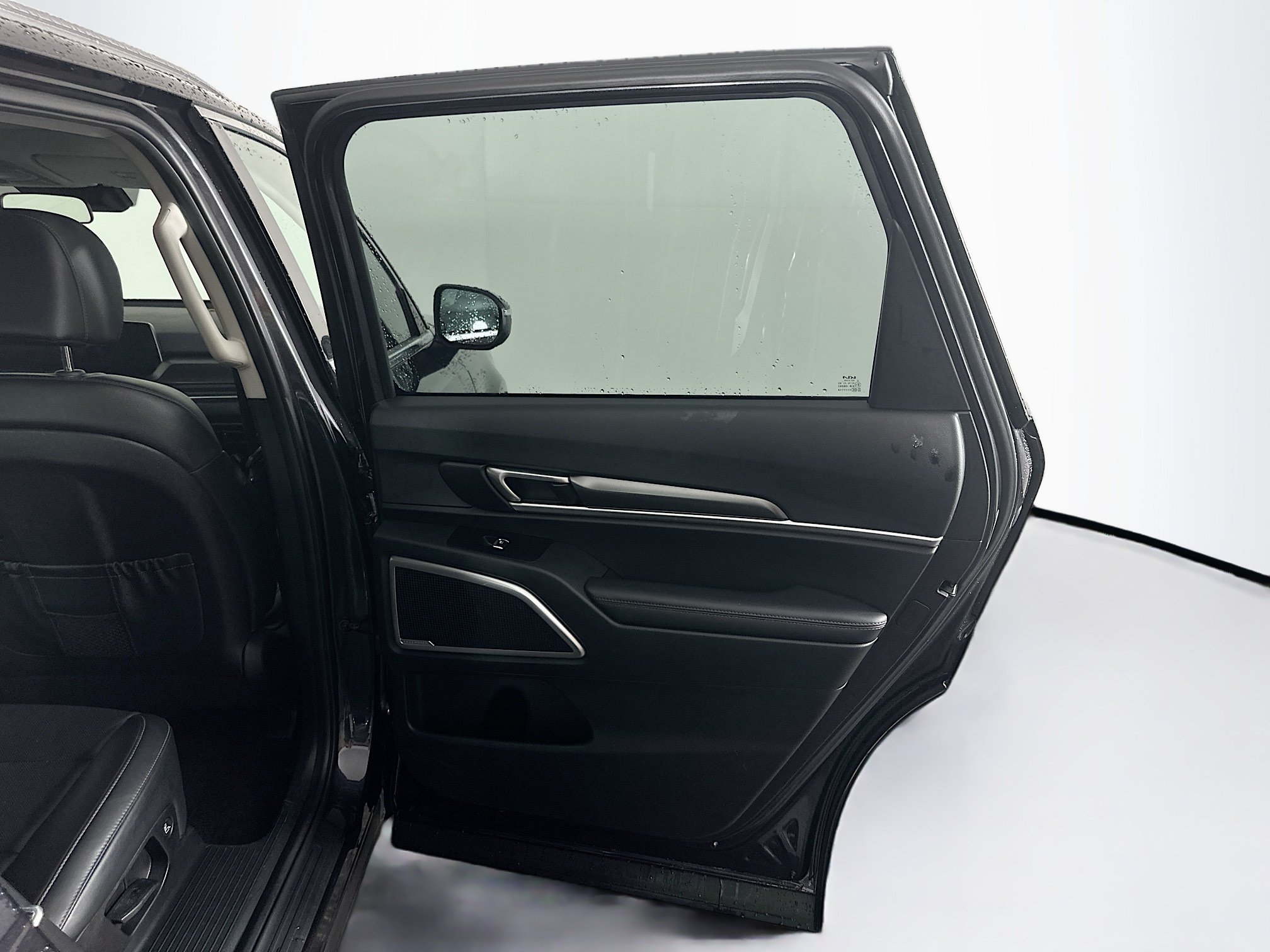 Used 2025 Kia Telluride S FWD image 32