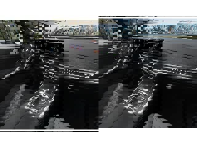 New 2026 BMW X7 xDrive40i w/ M Sport Package image 14