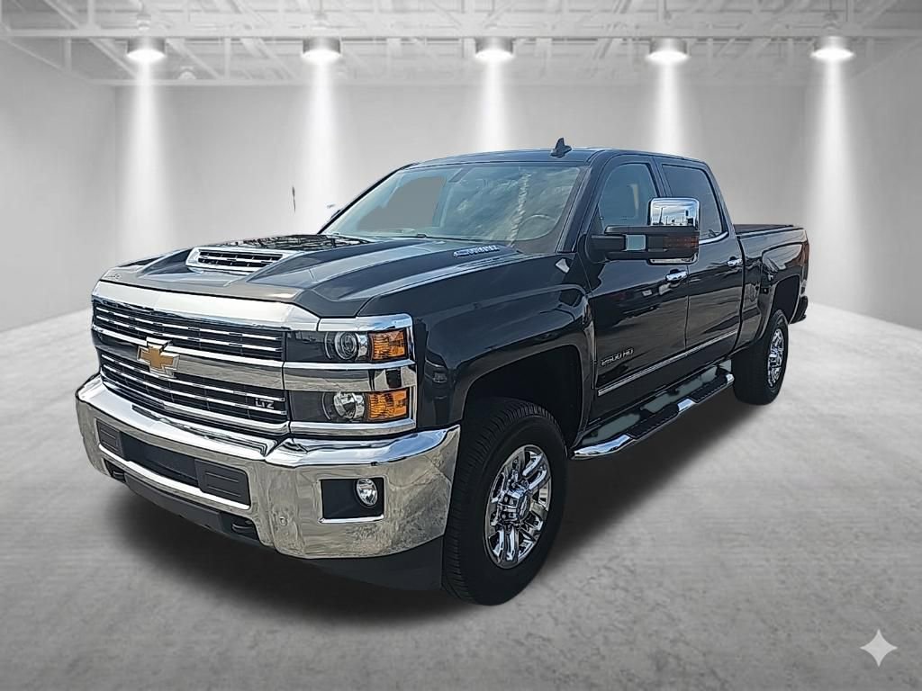 Used 2017 Chevrolet Silverado 2500 LTZ w/ Duramax Plus Package RWD image 4