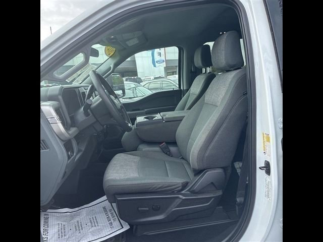 Used 2024 Ford F250 XLT AWD/4WD image 3