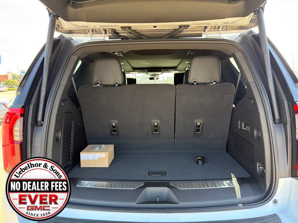 New 2026 GMC Yukon Denali Ultimate AWD/4WD image 14