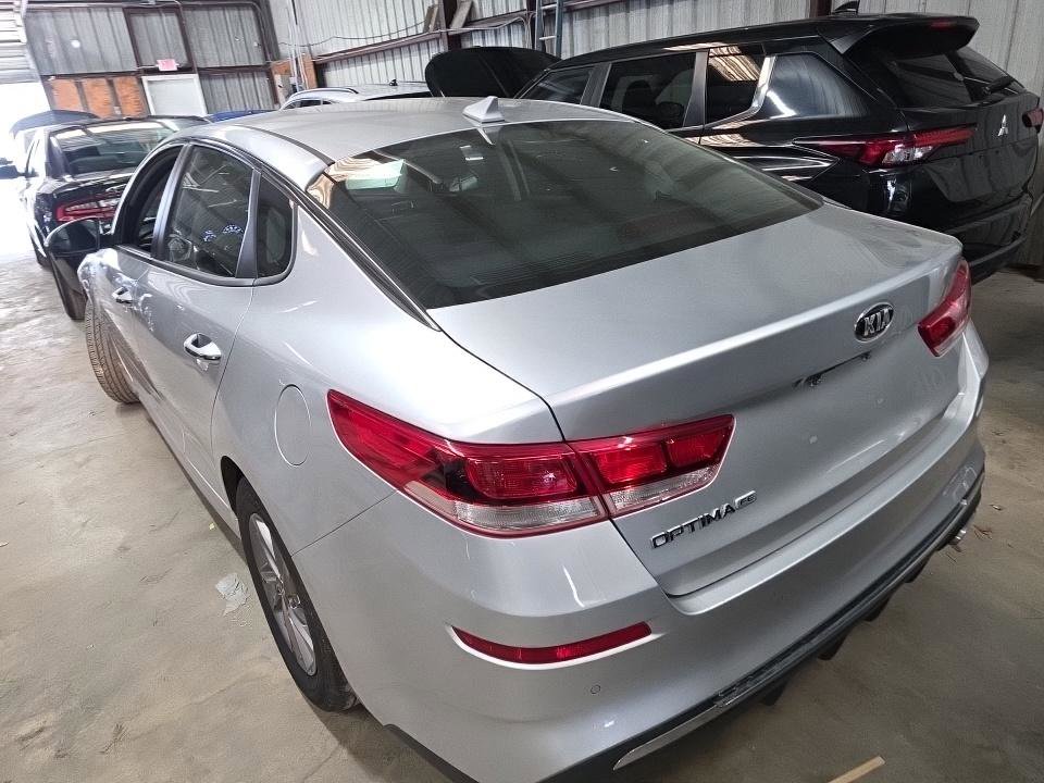 Used 2019 Kia Optima LX image 6