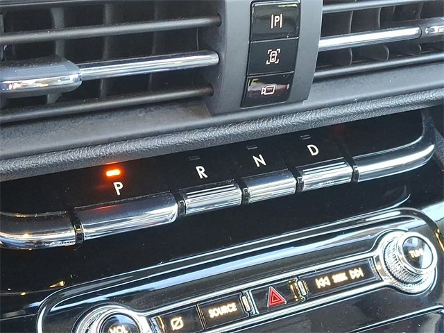 Used 2022 Lincoln Corsair AWD w/ Premium Package image 18