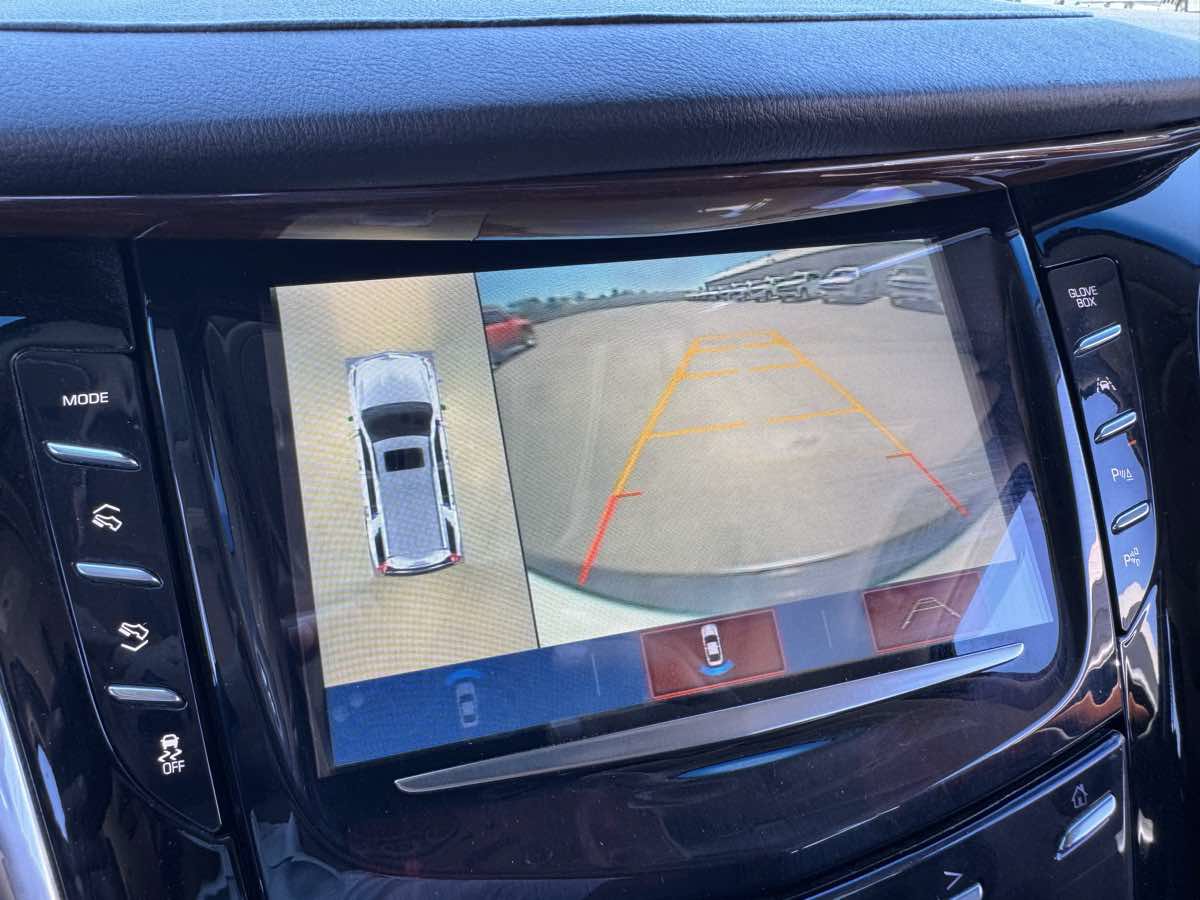 Used 2018 Cadillac Escalade ESV Premium Luxury AWD/4WD image 39