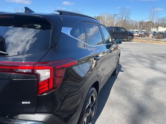 Used 2024 Kia Seltos EX image 5