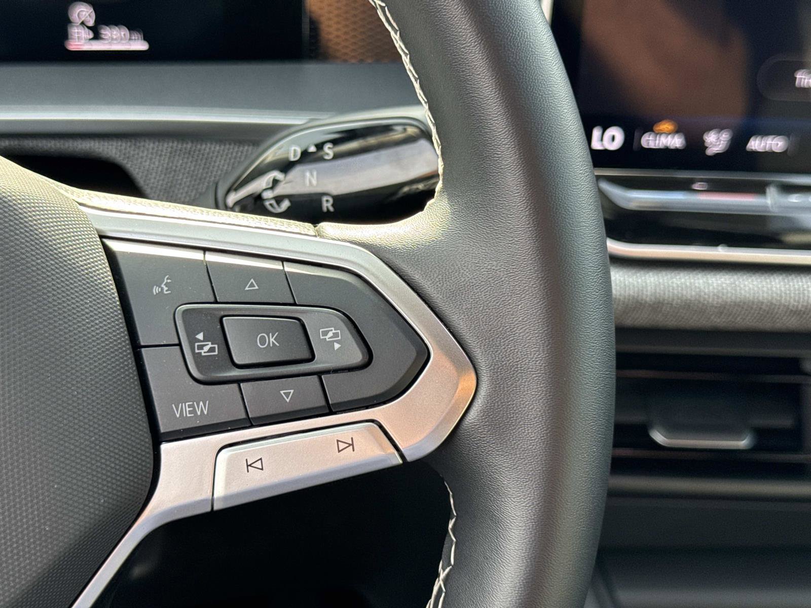 Certified 2025 Volkswagen Tiguan S image 18