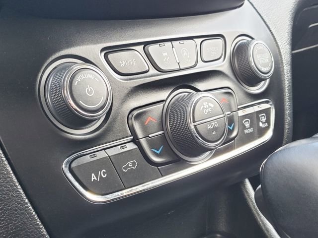 Certified 2022 Jeep Cherokee Trailhawk image 20