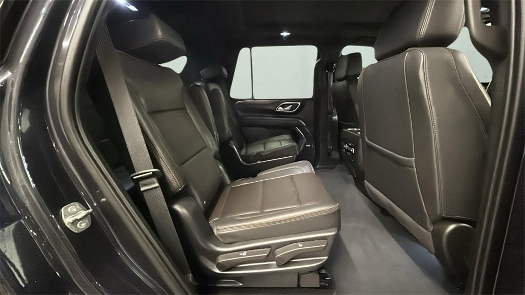 Used 2023 Chevrolet Tahoe High Country image 14