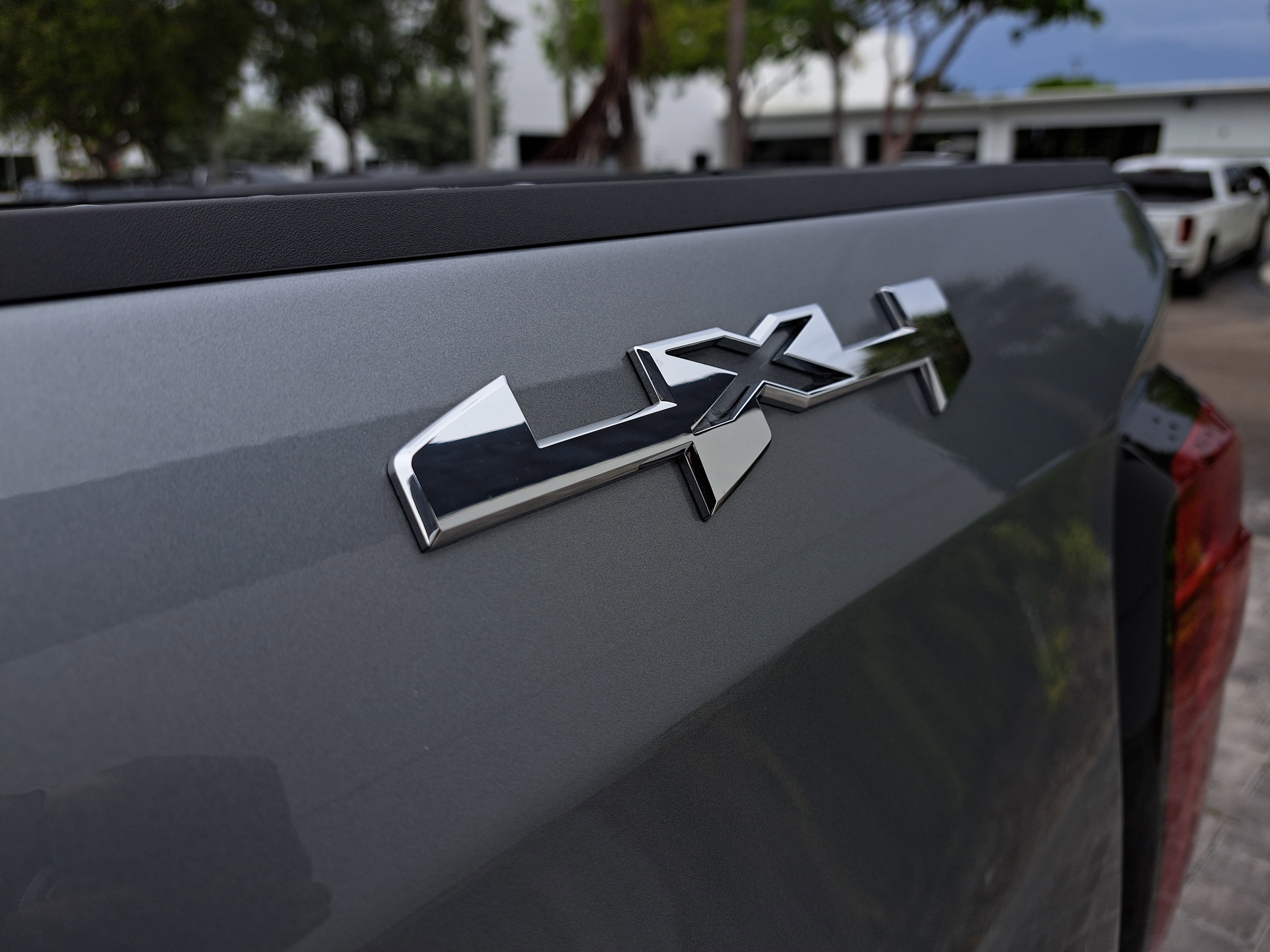 New 2025 GMC Sierra 1500 Elevation w/ LPO, Elevation Black Package image 9