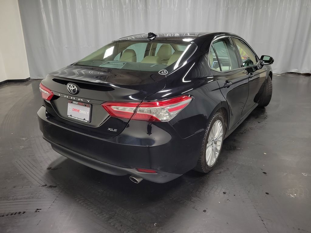 Used 2019 Toyota Camry XLE w/ Navigation Package image 8