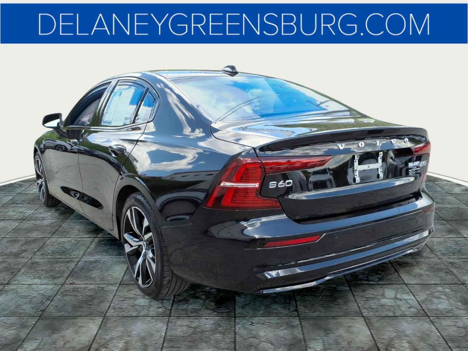 Used 2024 Volvo S60 B5 Plus w/ Climate Package AWD/4WD image 5
