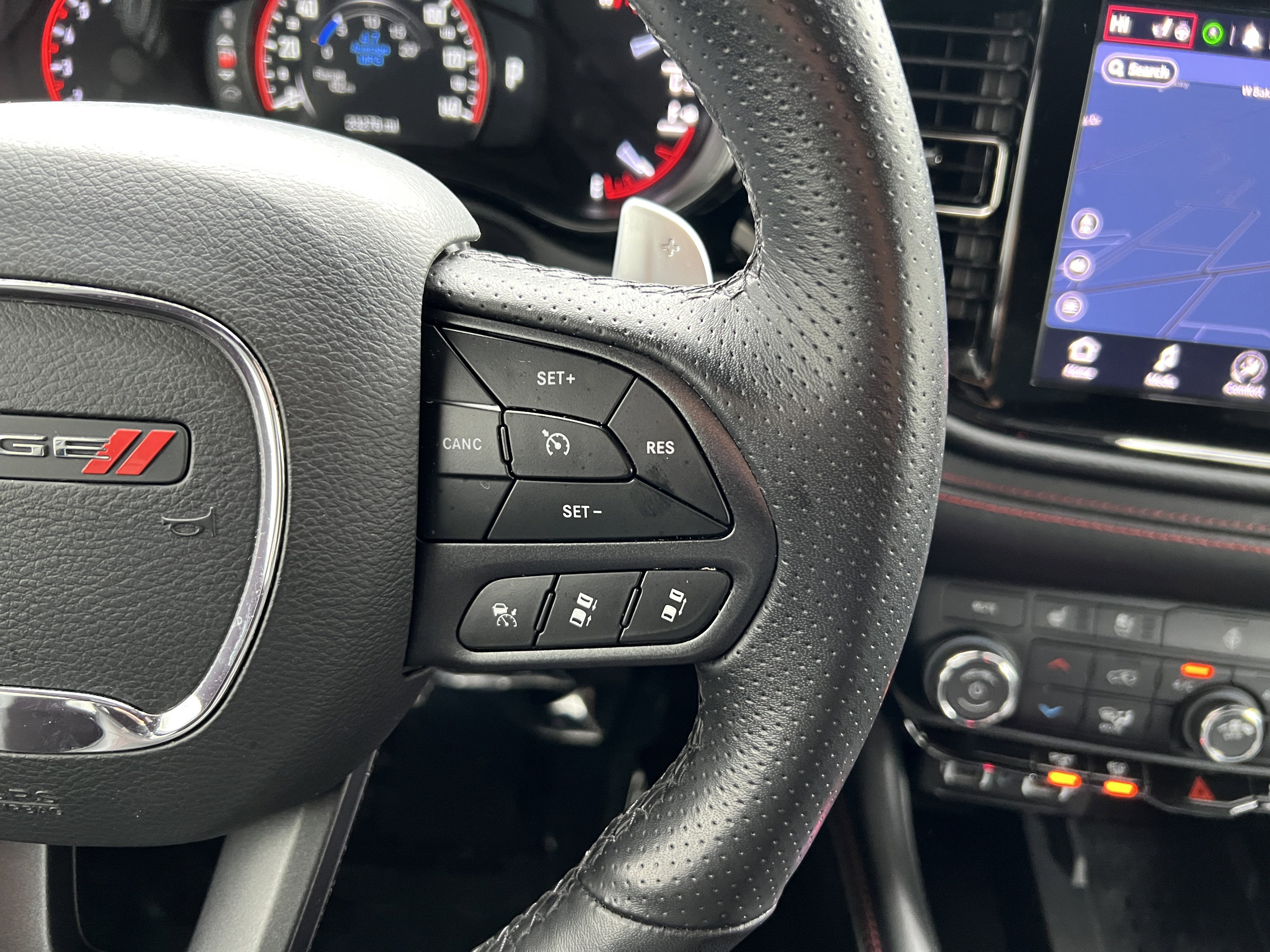 Used 2025 Dodge Durango R/T image 31