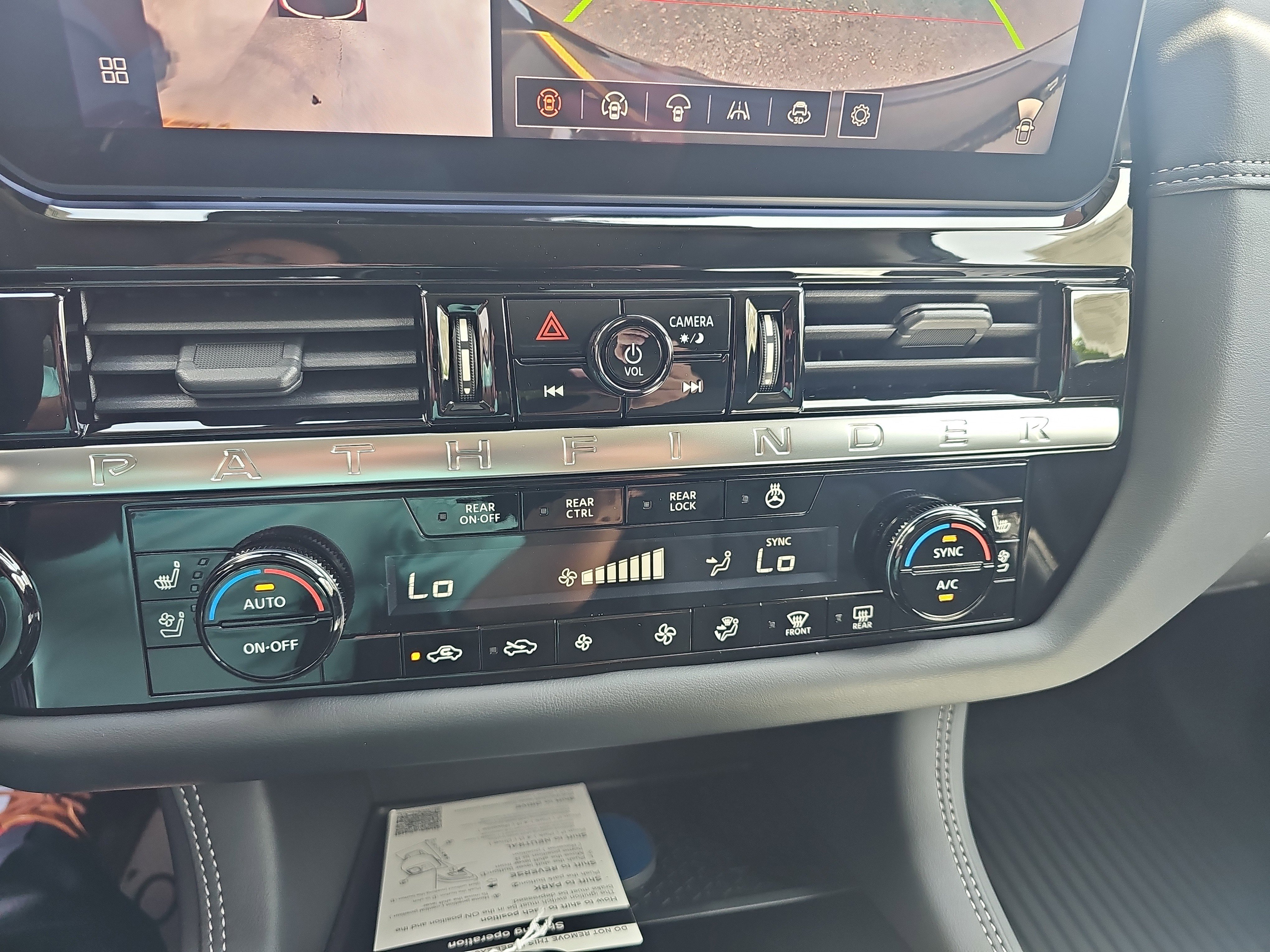 New 2026 Nissan Pathfinder Platinum AWD/4WD image 15