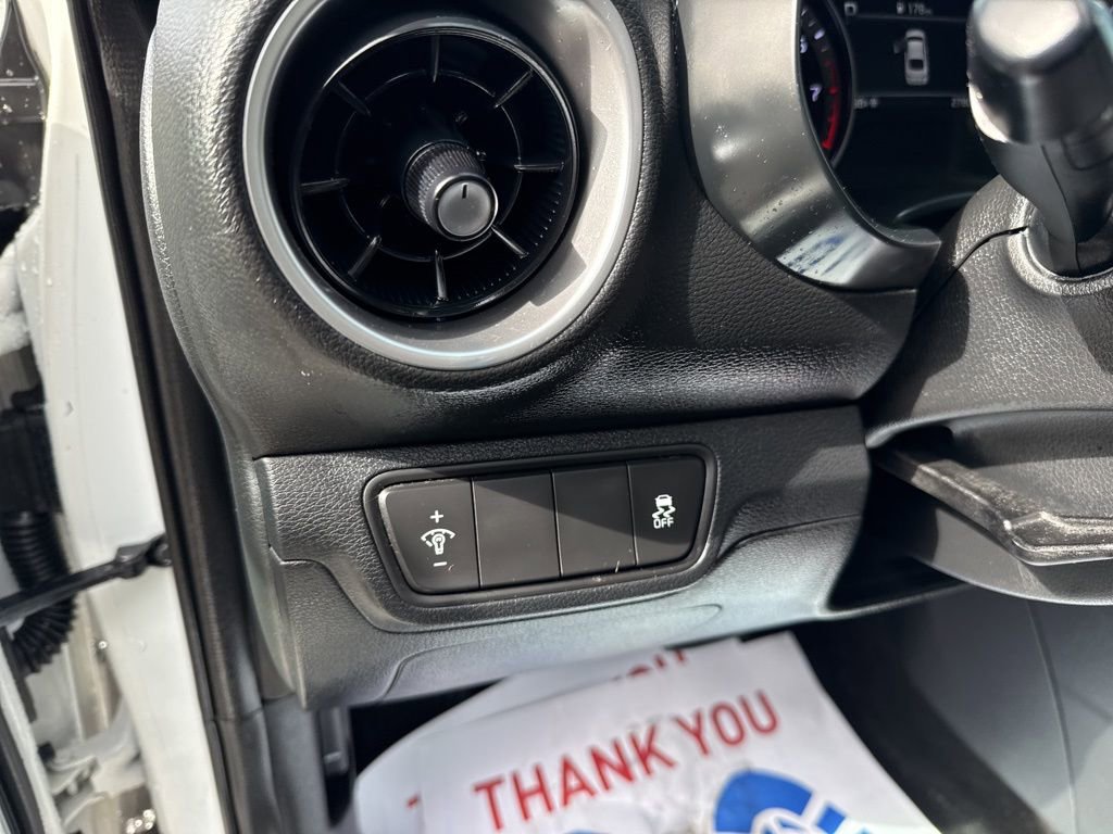 Used 2024 Kia Forte LXS image 16