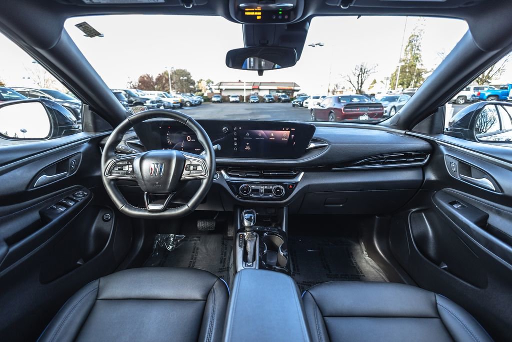 Used 2024 Buick Envista Sport Touring w/ Convenience I Package image 21