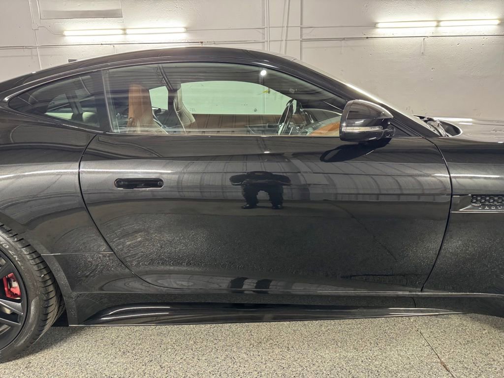 Used 2020 Jaguar F-TYPE R AWD/4WD image 6