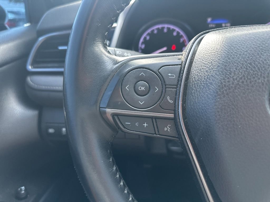 Used 2022 Toyota Camry SE FWD image 21