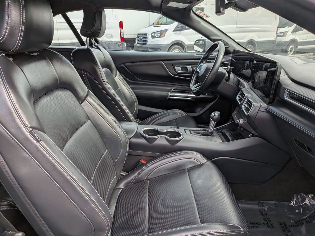 Used 2024 Ford Mustang Premium image 27