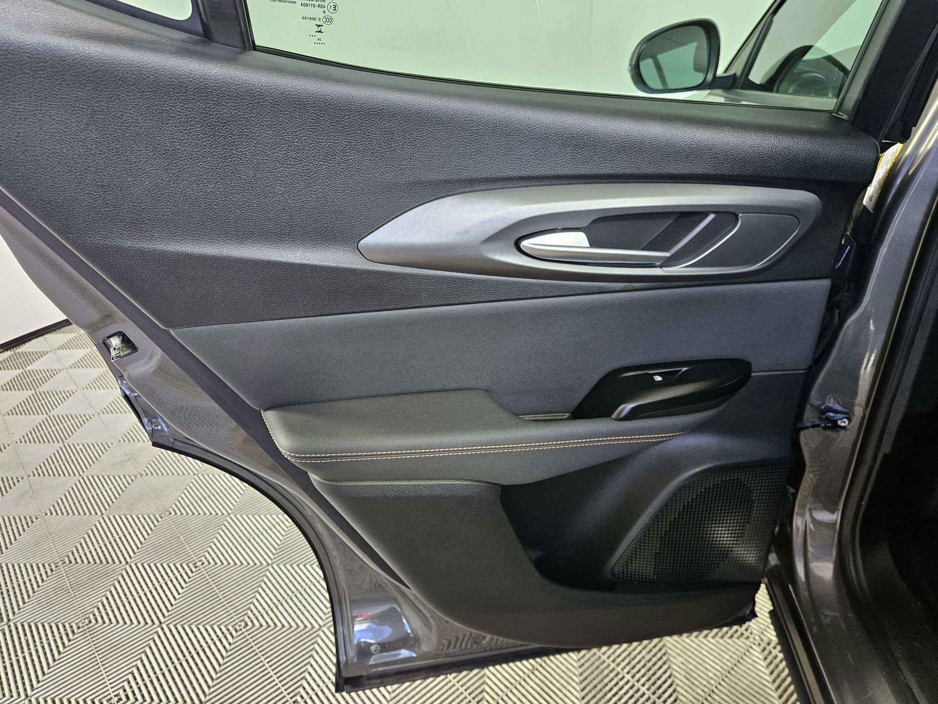 Used 2025 Alfa Romeo Tonale AWD/4WD image 38