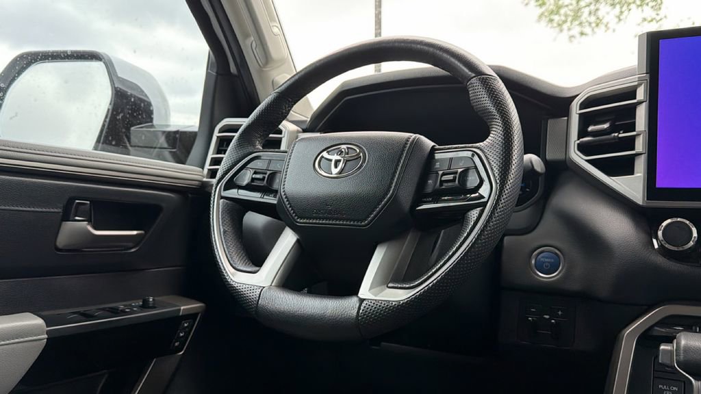 Used 2023 Toyota Tundra Limited AWD/4WD image 36