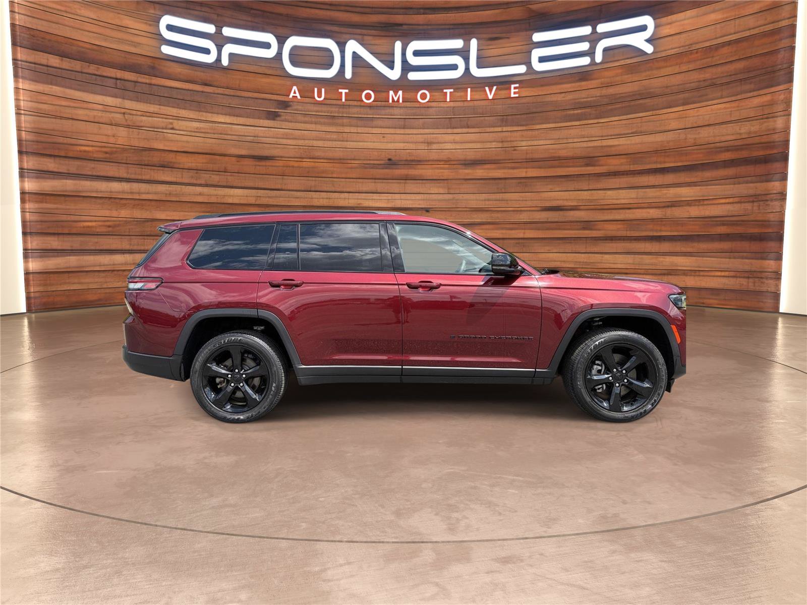 Used 2023 Jeep Grand Cherokee L Laredo AWD/4WD image 8