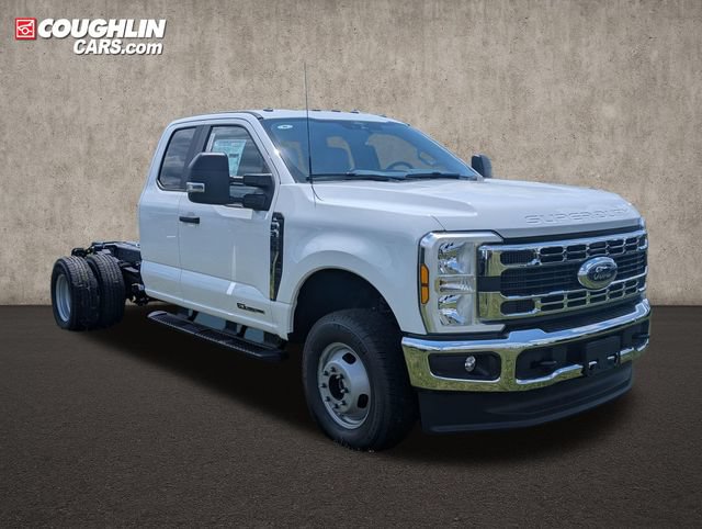New 2026 Ford F350 XL w/ XL Chrome Package AWD/4WD 360° Tour
