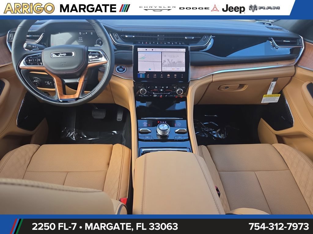 New 2025 Jeep Grand Cherokee L Summit AWD/4WD image 16
