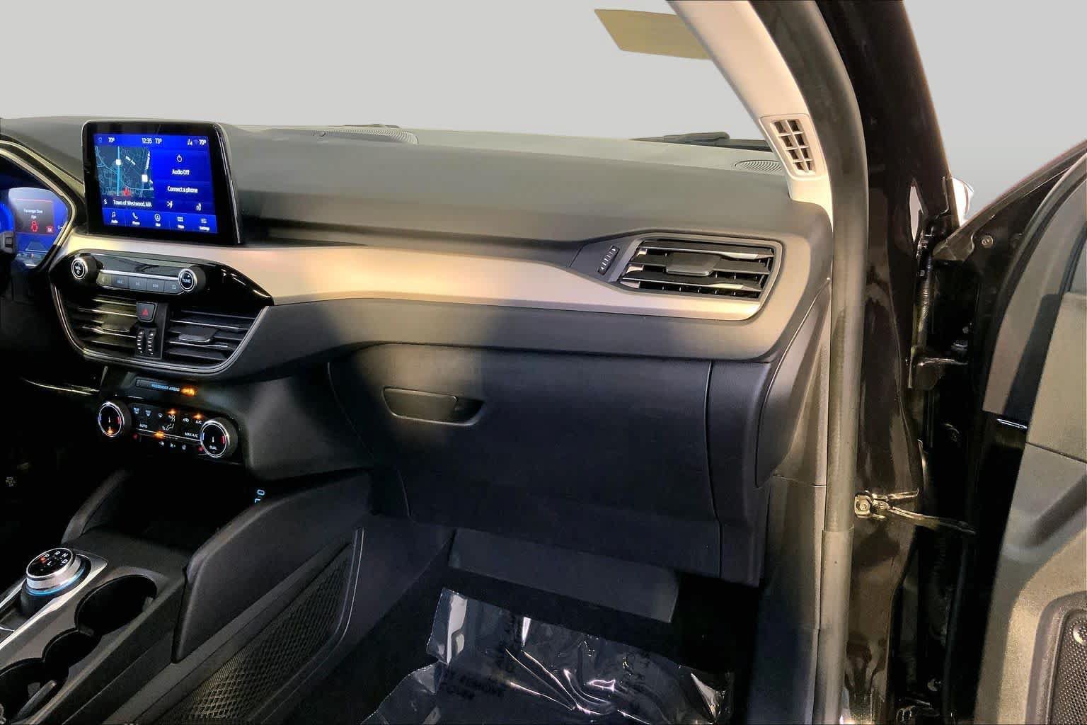 Used 2022 Ford Escape SEL w/ Technology Package FWD image 19