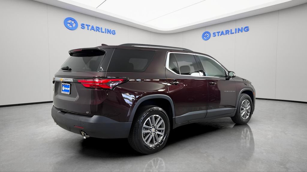 Used 2022 Chevrolet Traverse LT FWD image 9