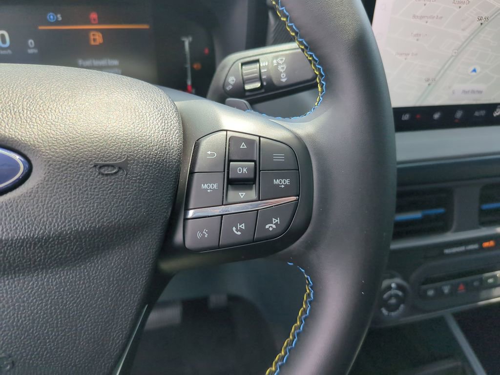 New 2026 Ford Maverick Lobo AWD/4WD image 28